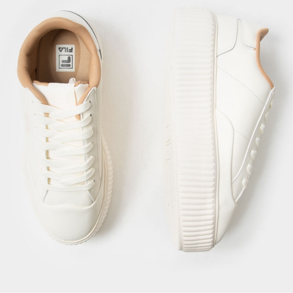FILA Tan and White Platform Fila Sneakers Size 7 USED I ONES - Picture 2 of 5